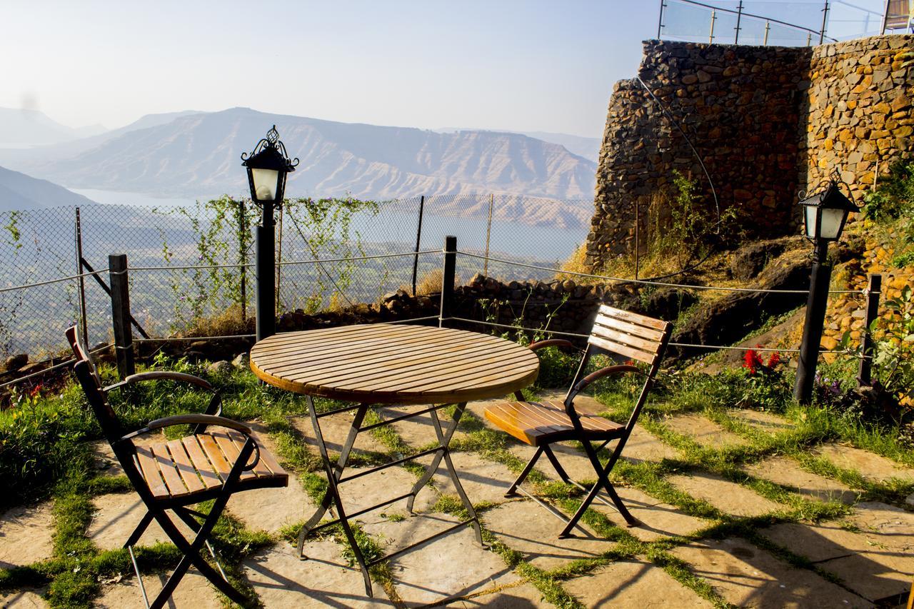 Ravine Hotel Panchgani Exterior photo