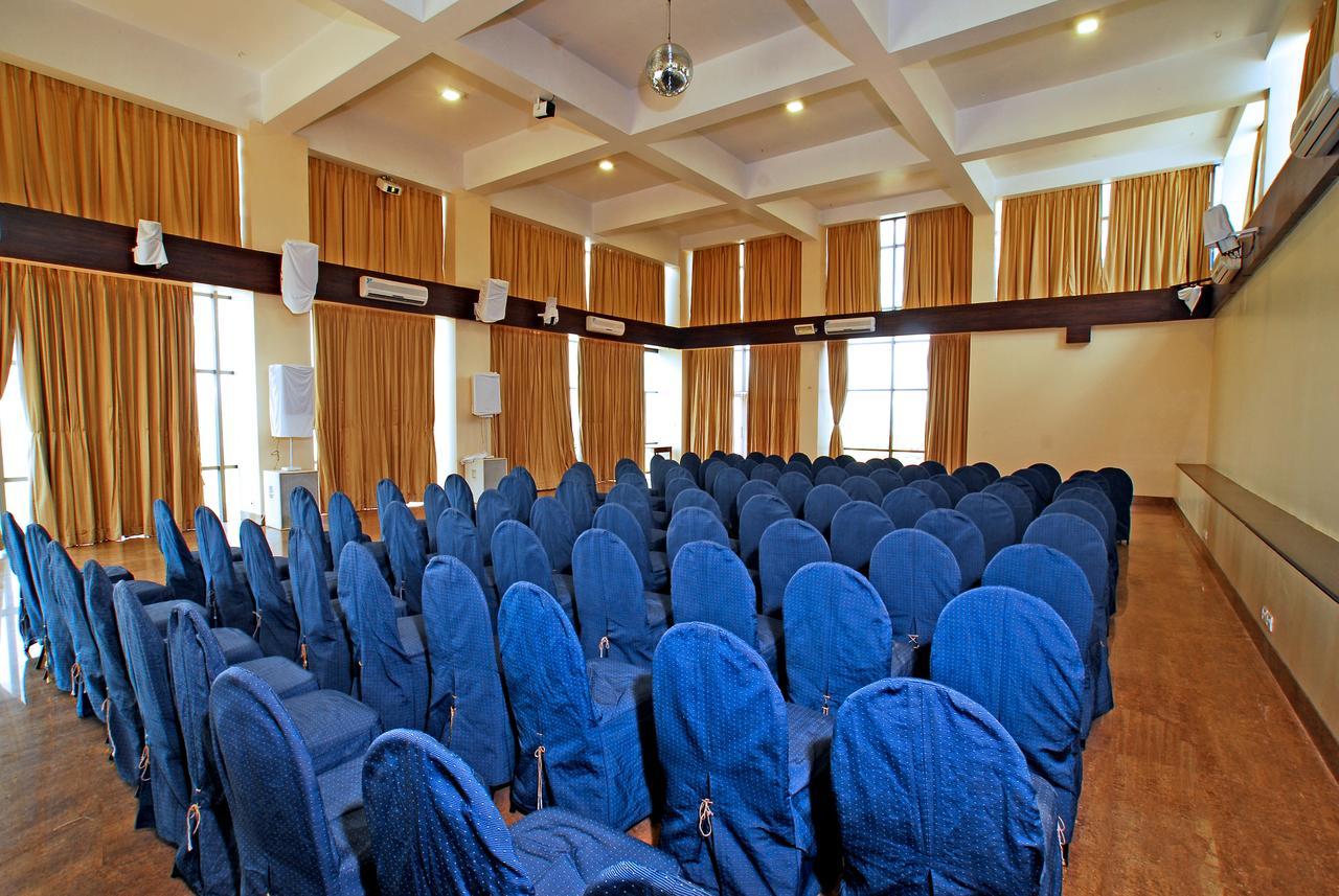Ravine Hotel Panchgani Exterior photo